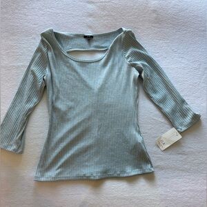 Elegant Ribbed Long Sleeve Top in Light Blue